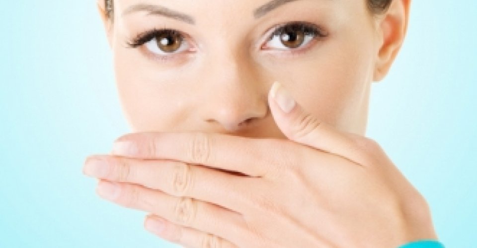5 خطوات للتخلص من رائحة الفم أثناء الصيام