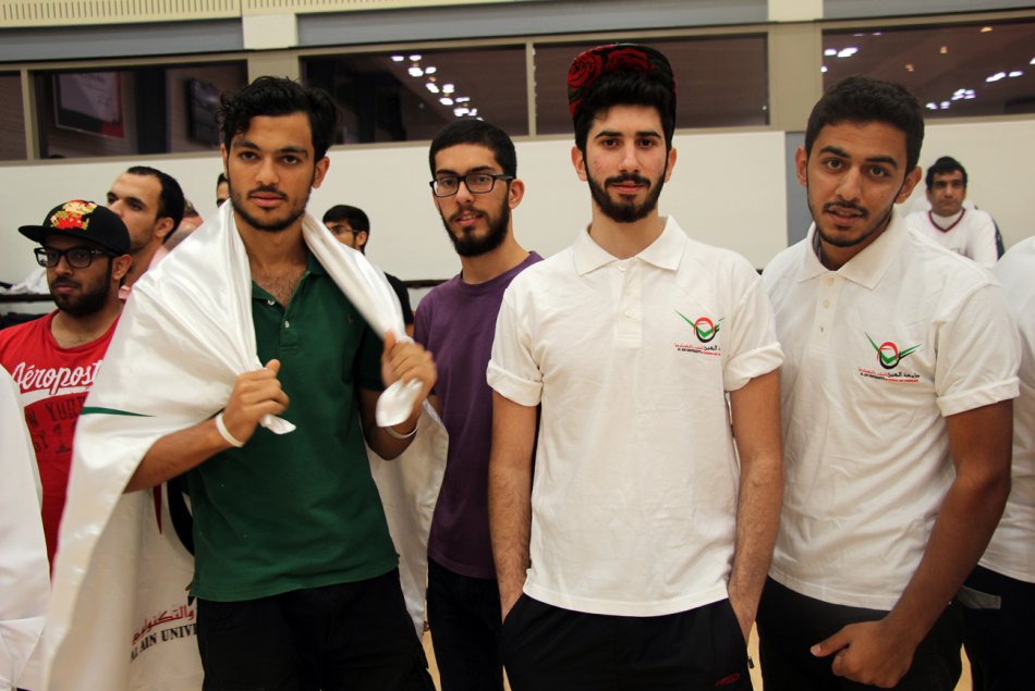 بطولة السباحة بمناسبة اليوم الرياضي الوطني