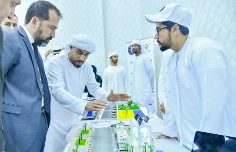 The College of Business organizes the Innovation and Entrepreneurship Exhibition