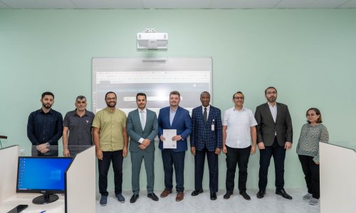 مكتبة جامعة العين تعزّز استخدام منصة   DynaMedex بين طلبة الصيدلة وأعضاء الهيئة التدريسية